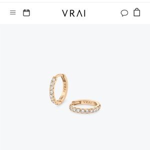 NIB VRAI Diamond Rose Gold Huggies